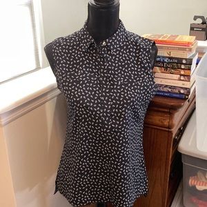 ANN TAYLOR button up sleeveless